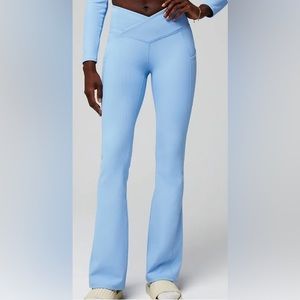 Fabletics pureluxe crossover kick flare